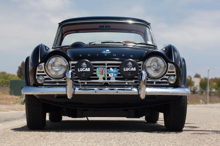  Triumph TR4 Surrey Top 1961 года  (фото 33 из 52)